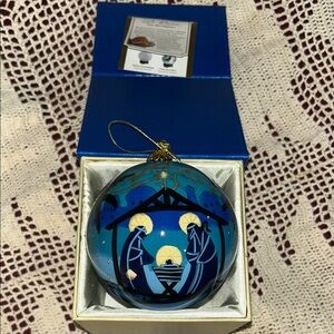 LI Bien Pier 1 Blue and Gold Nativity Ornament NIB